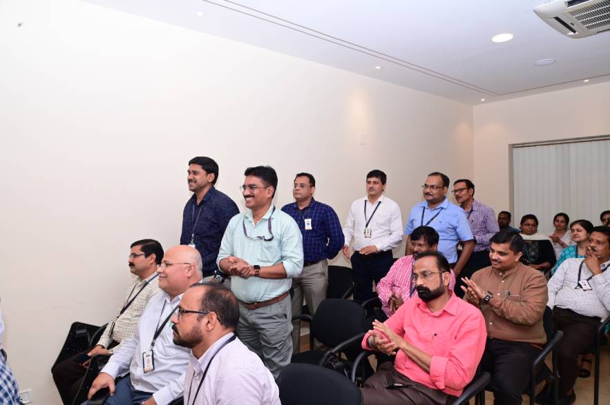 IMFA Employee Volunteers as Mentors for UTSAAH